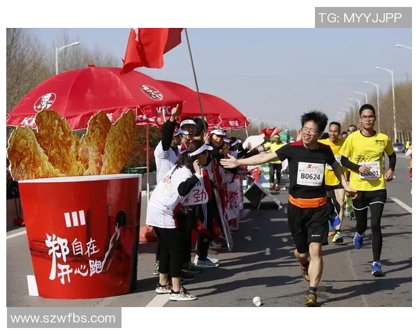 杭州城市马拉松精彩点评街舞队表现状态引人瞩目